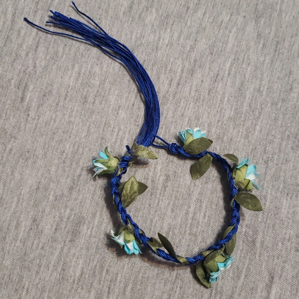 🔴 🆓️ FREE* Handmade Flower Bracelet 🔴 - Picture 4 of 8
